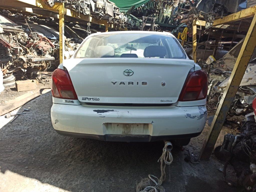  Toyota YARIS 2002    EN DESARME